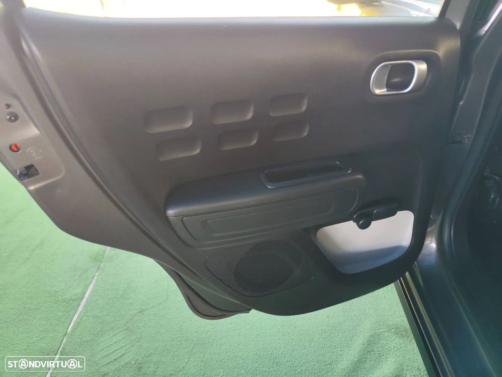 Citroën C3 1.2 PureTech Feel - 32