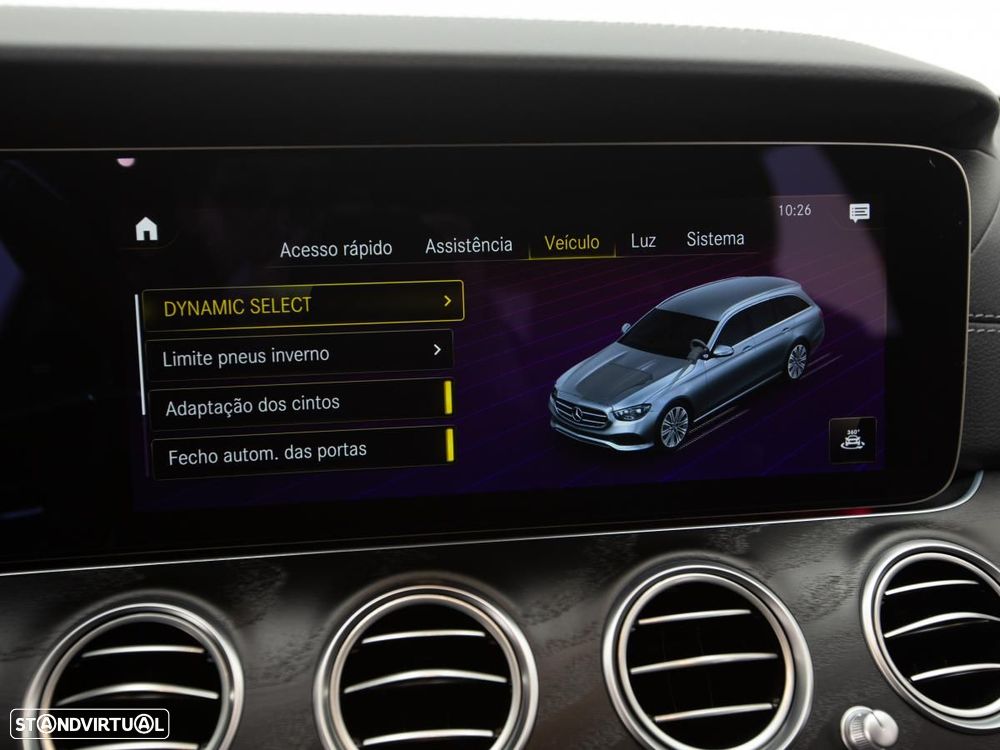 Mercedes-Benz E 300 de 4Matic 9G-TRONIC AMG Line - 37