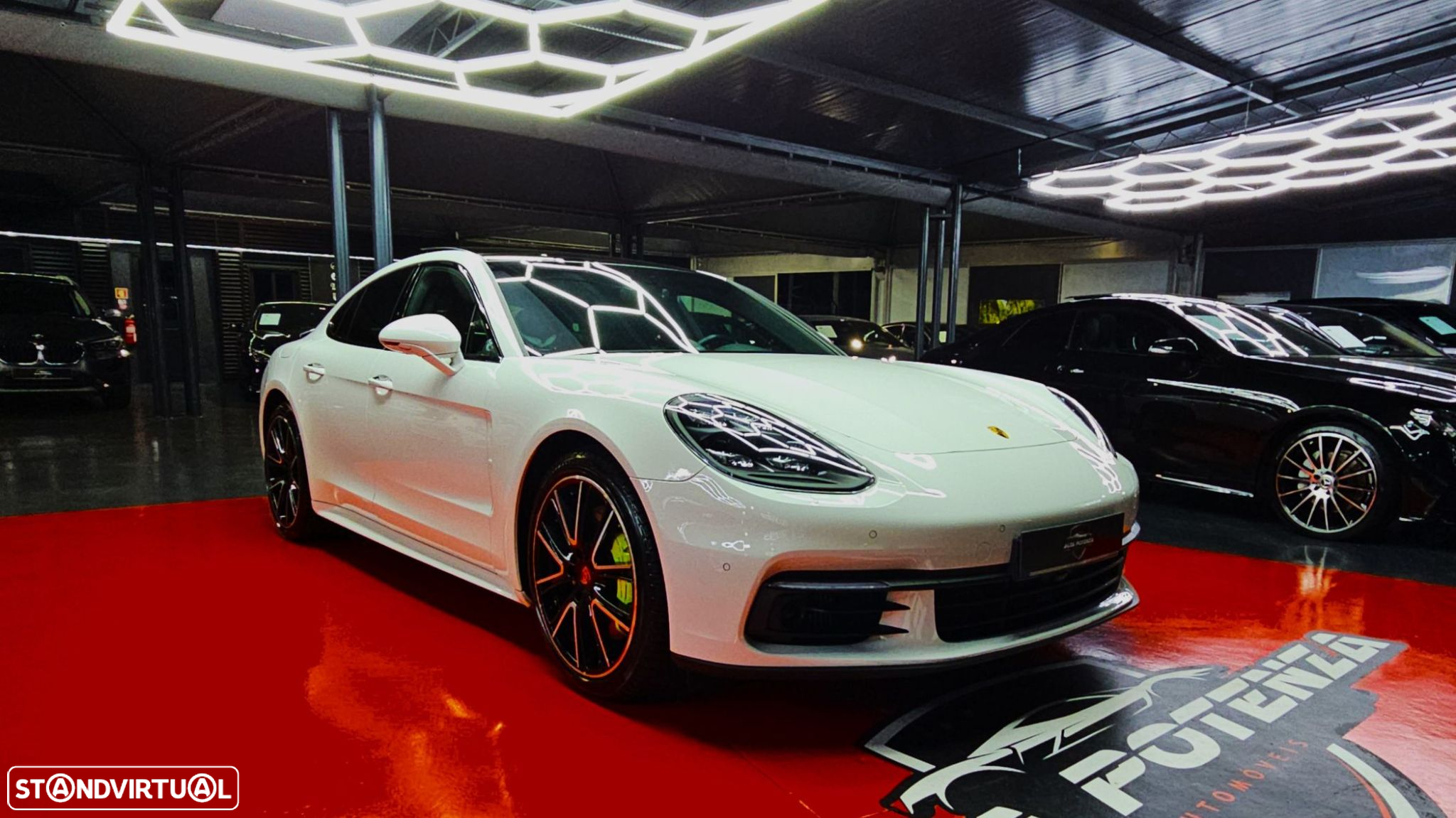 Porsche Panamera - 3