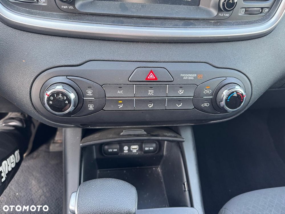 Kia Sorento 2.4 GDI 2WD Vision - 17