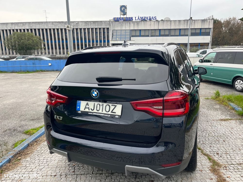 BMW iX3 Inspiring - 11