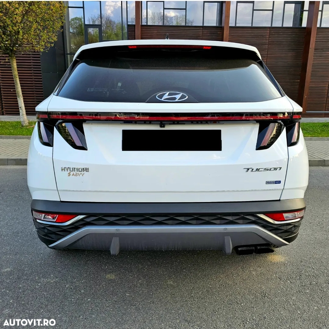 Hyundai Tucson 1.6 CRDi 48V-Hybrid 2WD DCT Select - 10