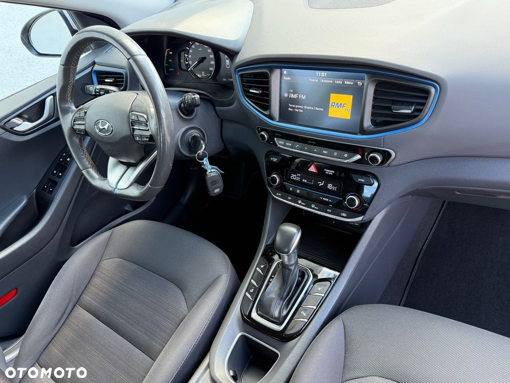 Hyundai IONIQ 1.6 GDI Style - 23