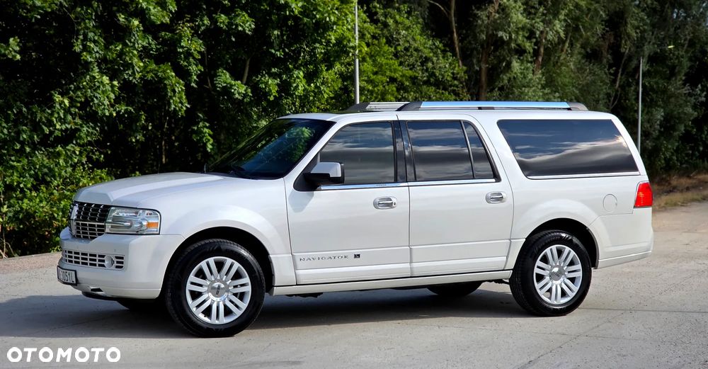 Lincoln Navigator 5.4 4WD Luxury - 17