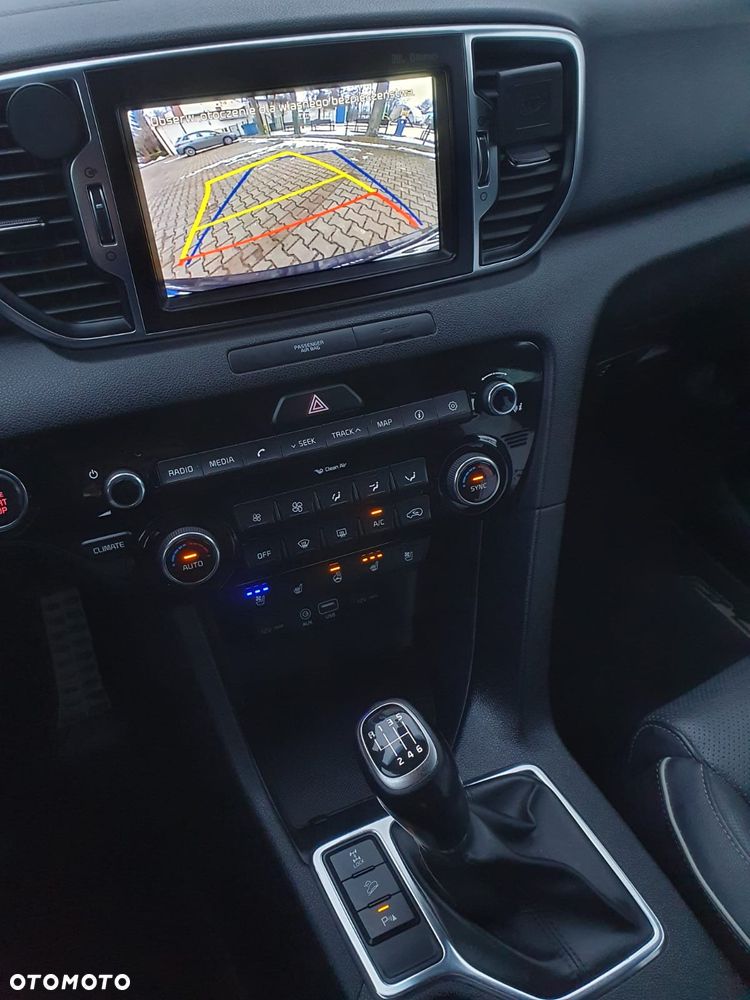 Kia Sportage 1.6 T-GDI AWD GT LINE - 9