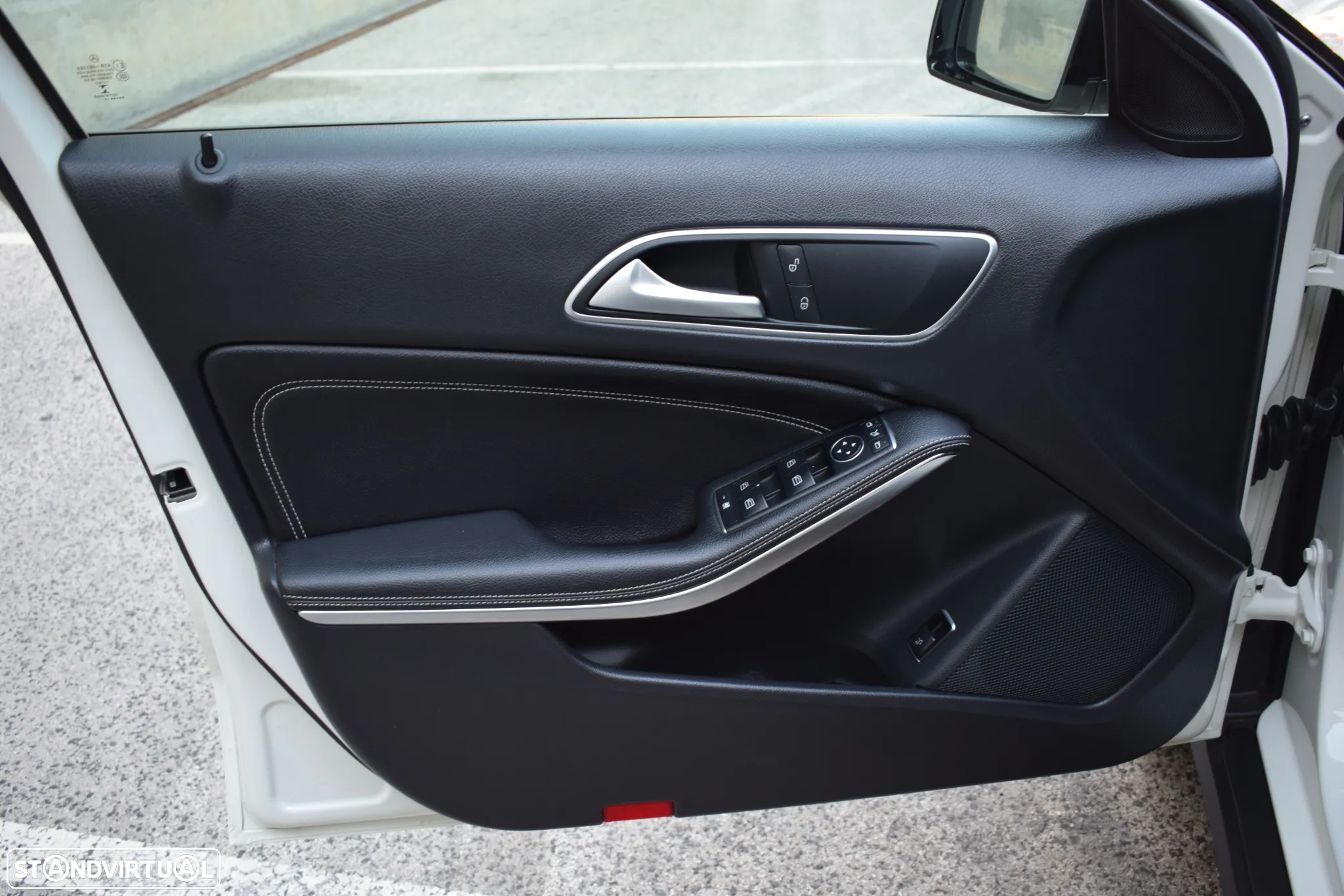 Mercedes-Benz GLA 180 CDi Urban - 27