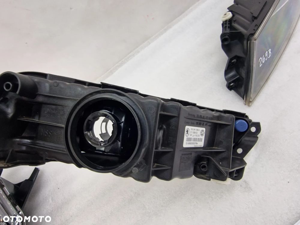 SKODA SUPERB 3 III 3V0 14- LEWY / PRAWY HALOGEN , NR 3V0941699A / 3V0941700A , NR AUKCJI H269 - 6