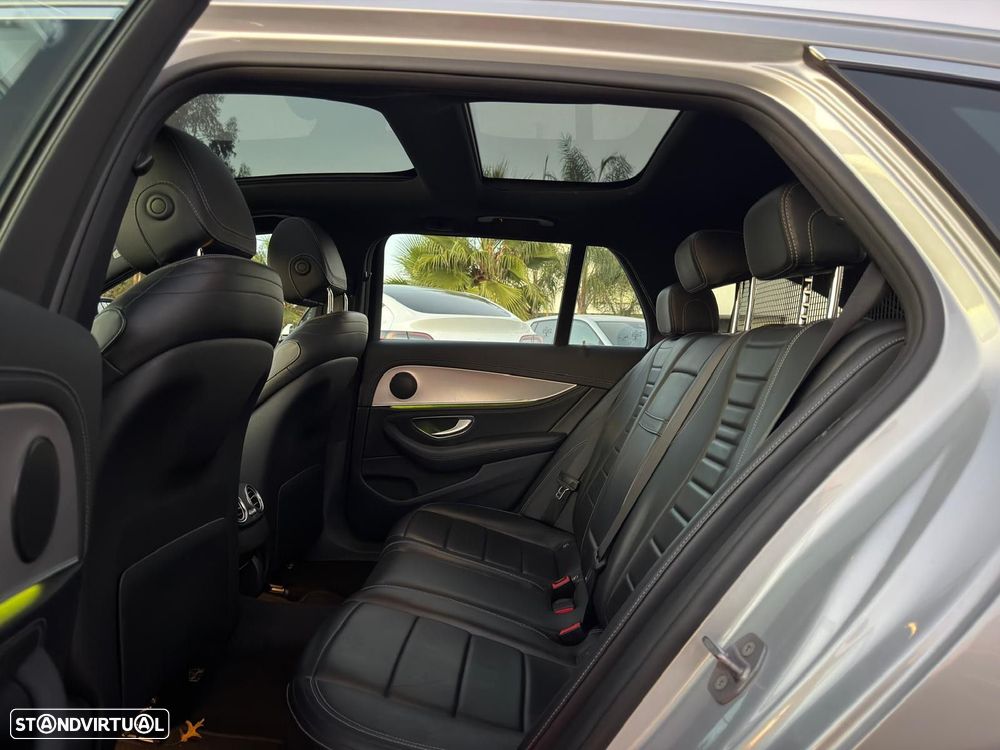 Mercedes-Benz E 220 d AMG - 24