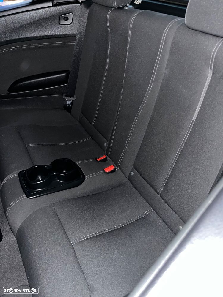 BMW 218 d Cabrio Line Sport - 21