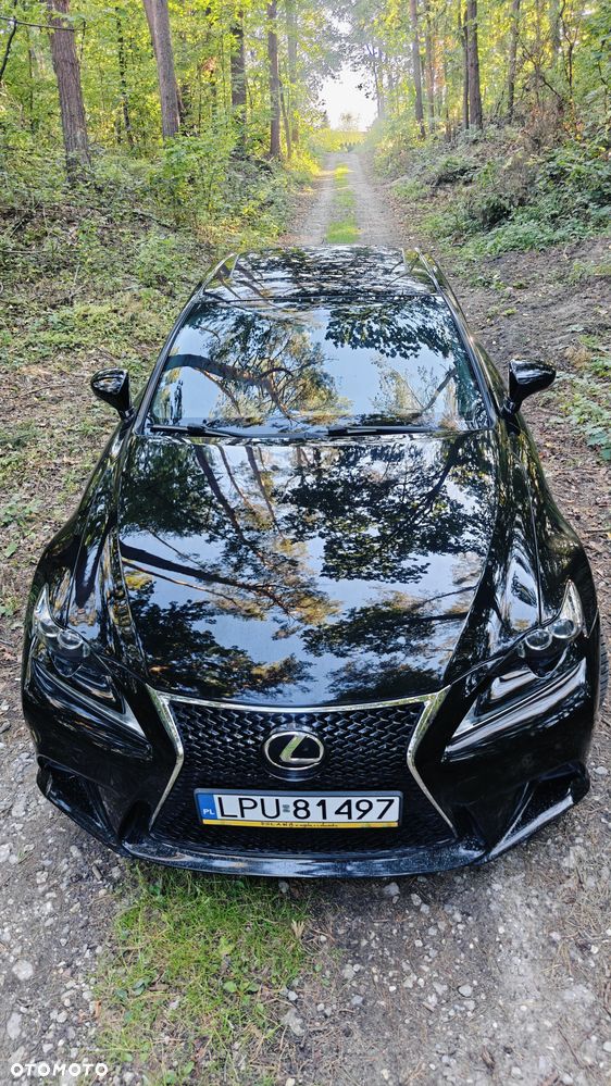 Lexus IS - 2