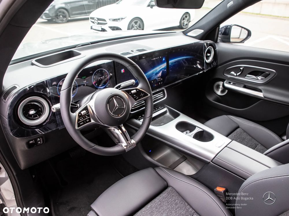 Mercedes-Benz GLB 200 mHEV 8G-eDCT - 8