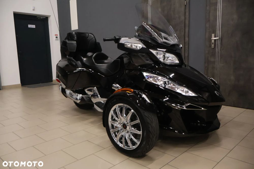 Can-Am Spyder - 15