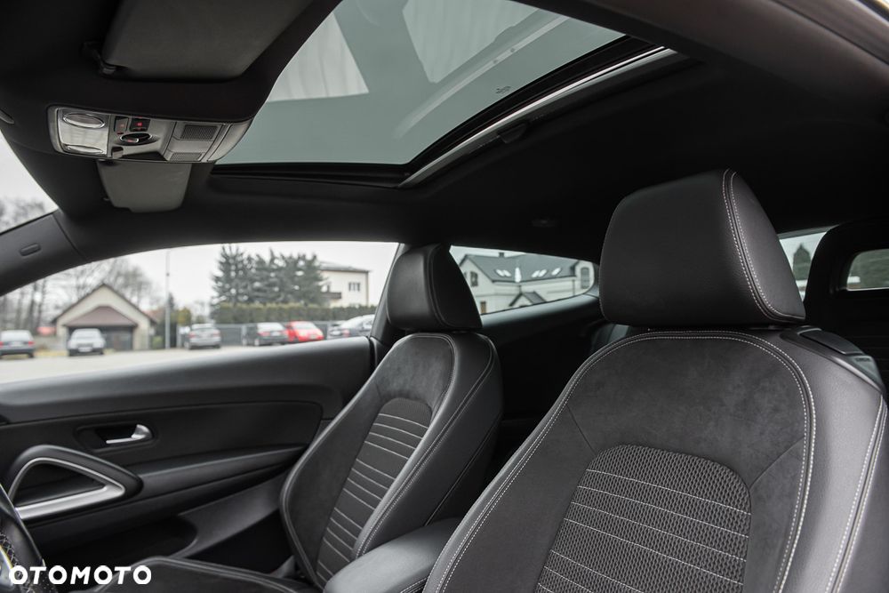 Volkswagen Scirocco 1.4 TSI R-Style DSG - 18