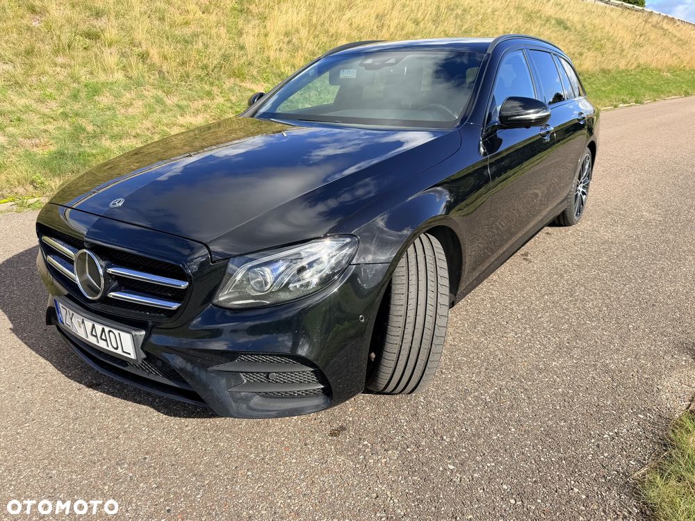 Mercedes-Benz Klasa E 220 d 4-Matic Business Edition 9G-TRONIC - 26