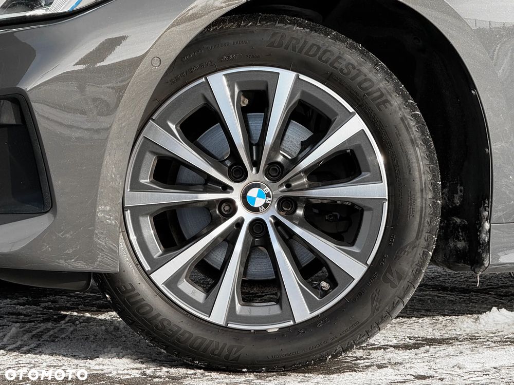 BMW Seria 3 320d Sport Line Shadow - 13
