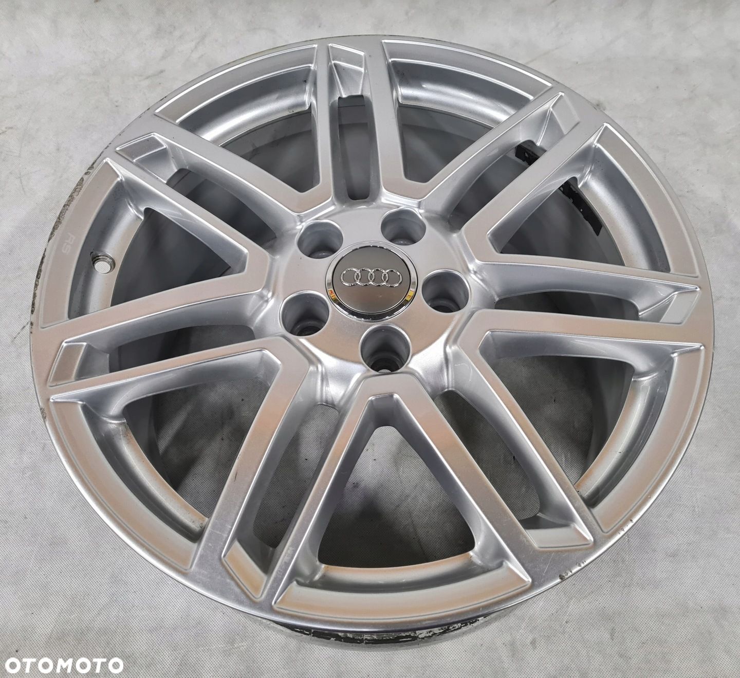 Felga AUDI TT 8S0601025M 8,5x18 ET50 - 1