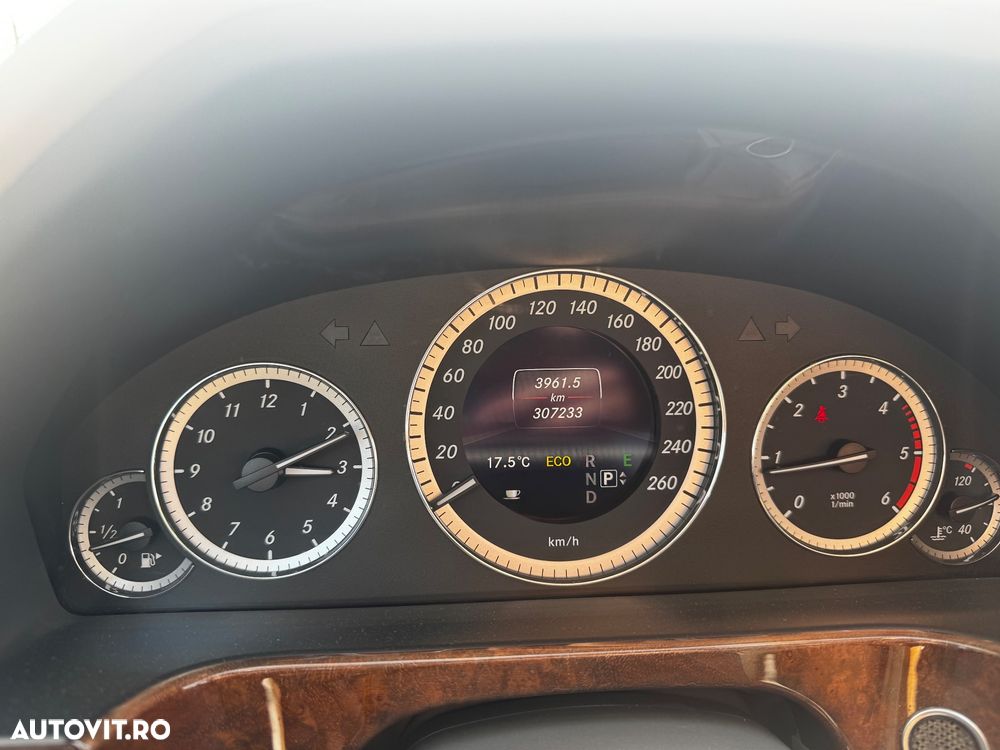 Mercedes-Benz E 250 CDI 4MATIC BlueEfficiency Aut. - 16