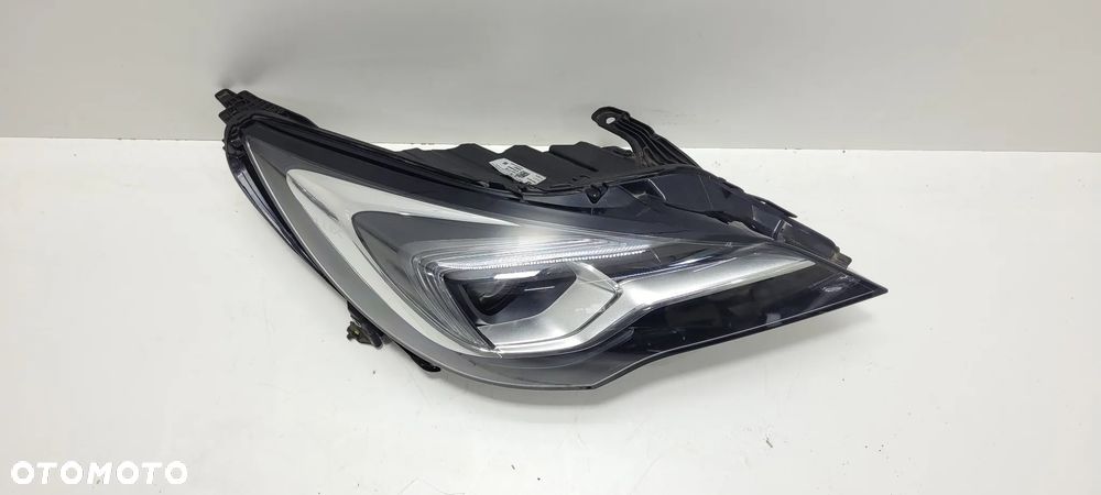OPEL ASTRA K V LAMPA PRZEDNIA INTELLILUX FULL LED - 2