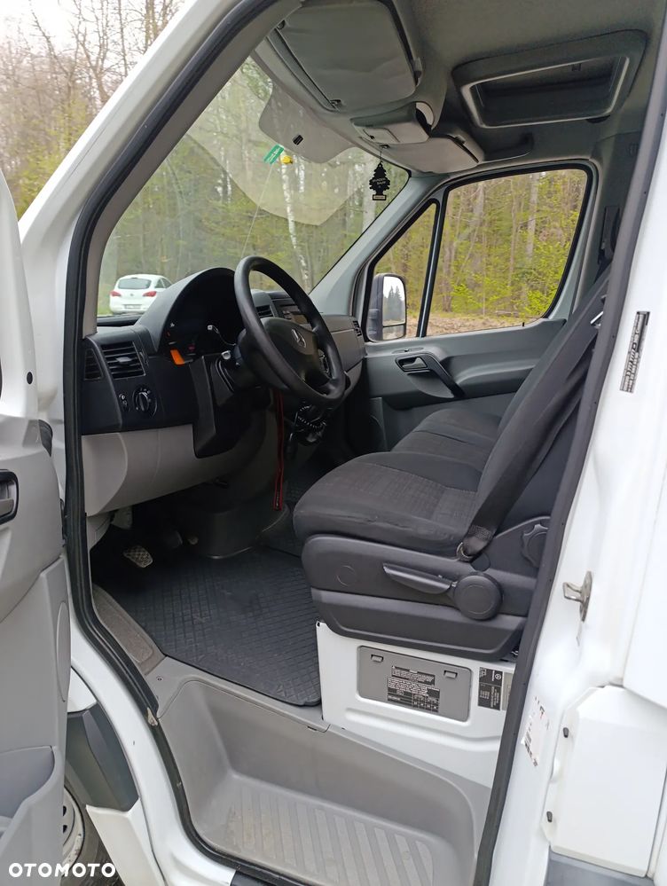 Mercedes-Benz sprinter - 31