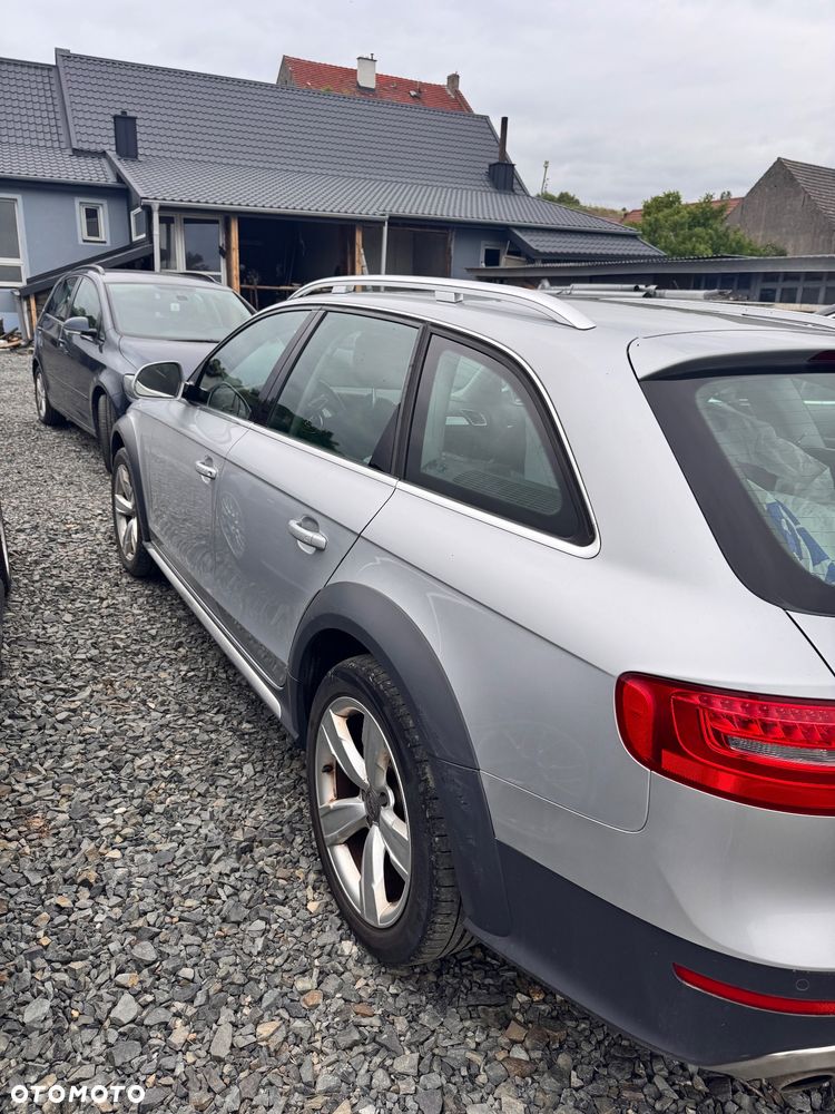 Audi A4 Allroad 2.0 TDI Quattro S tronic - 7