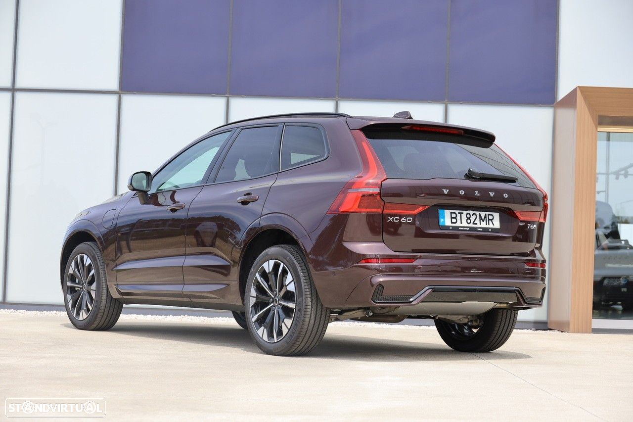 Volvo XC 60 2.0 T6 PHEV Plus Dark AWD - 13