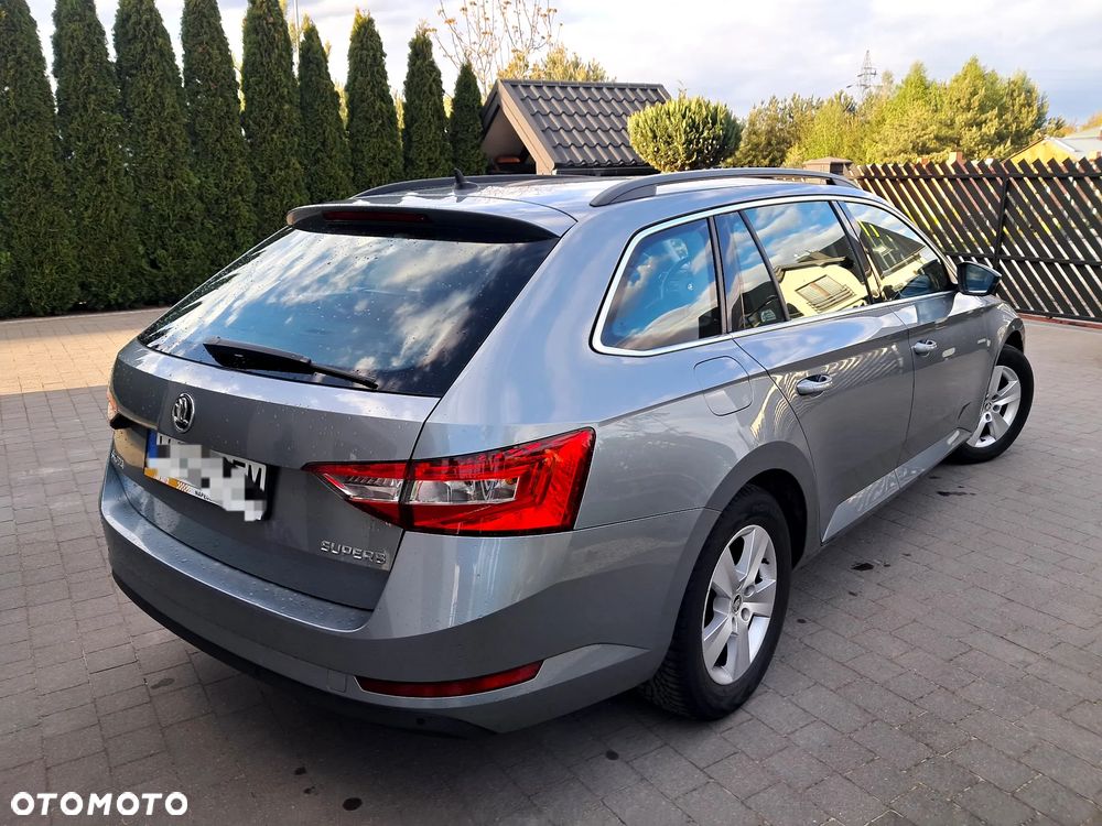Skoda Superb 1.4 TSI ACT Ambition DSG - 8