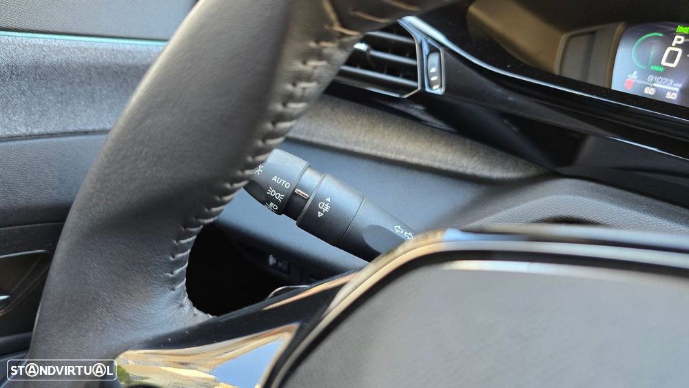 Peugeot 308 SW 1.5 BlueHDi Allure EAT8 - 14