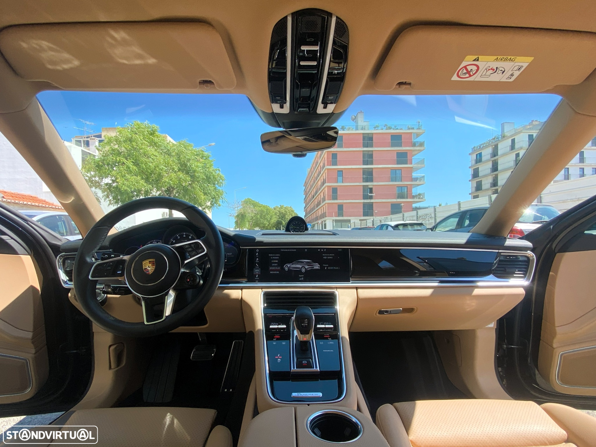 Porsche Panamera 4 E-Hybrid - 6