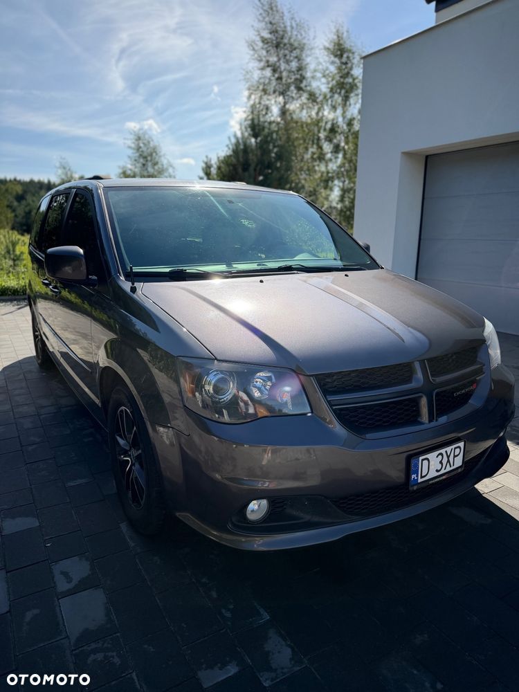 Dodge Grand Caravan 3.6 R/T - 2