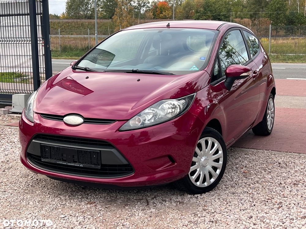 Ford Fiesta 2010 photo 2