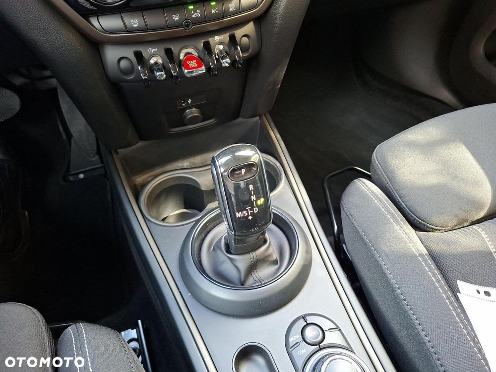 MINI Countryman Cooper S Classic Trim - 18