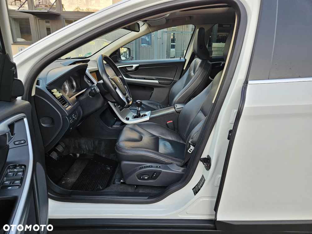 Volvo XC 60 DRIVe Summum - 10