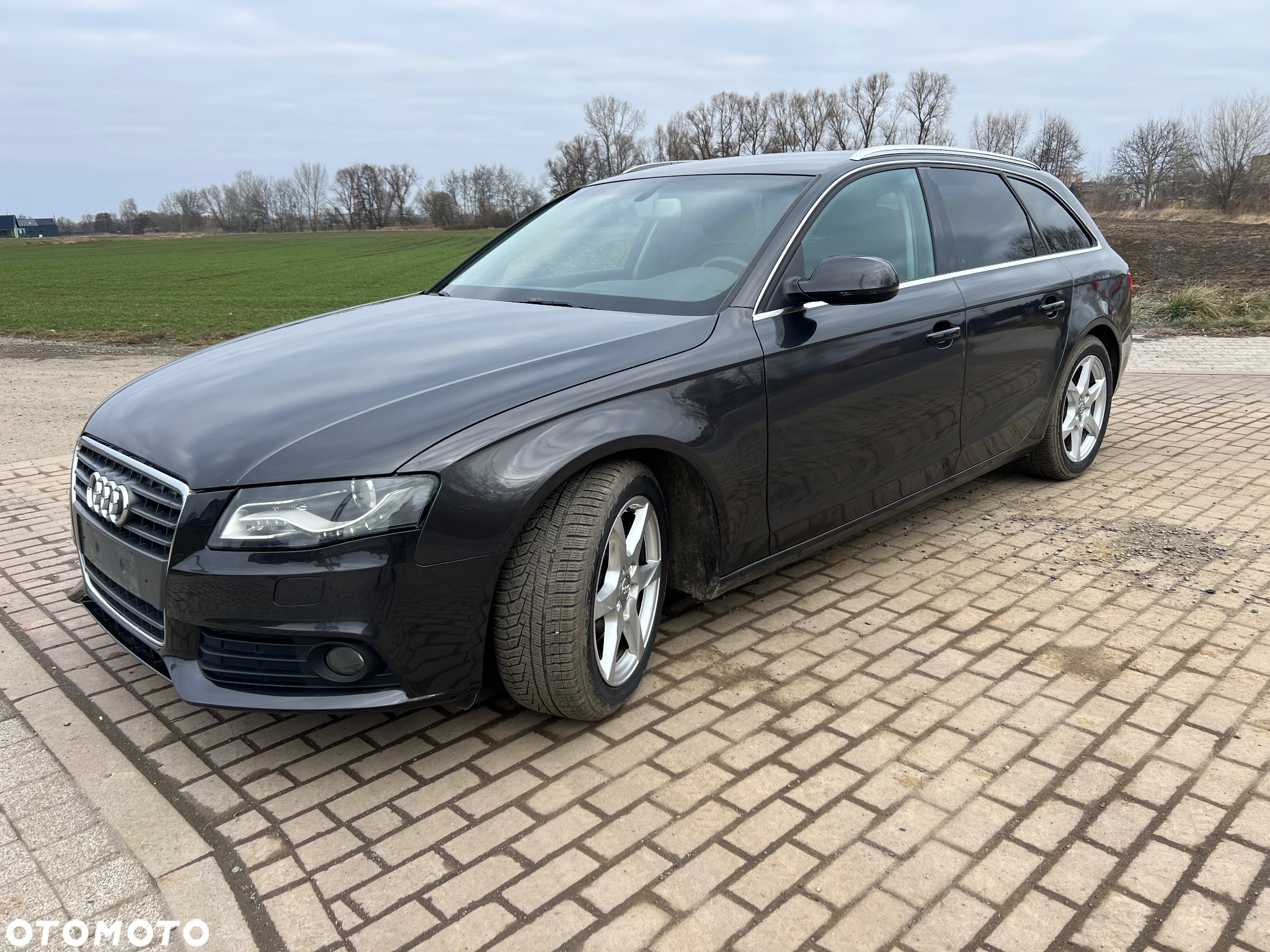 Audi A4 Avant 2.0 TDI DPF multitronic Attraction - 4