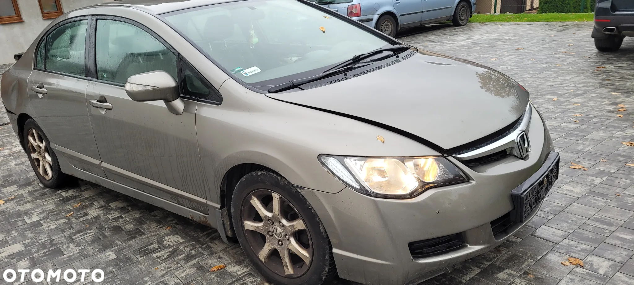 honda civic VIII sedan kod koloru NM701M na śrubki - 5