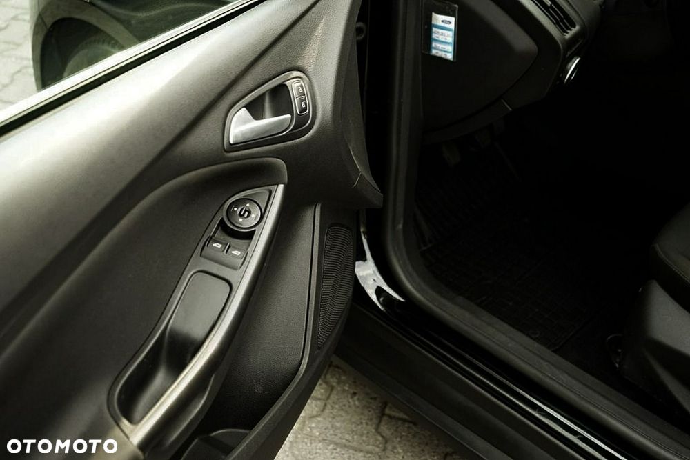 Ford Focus - 13
