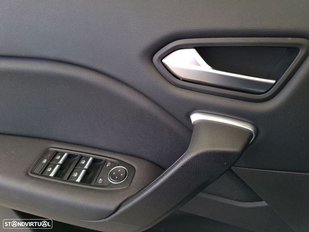 Renault Captur 1.0 TCe Techno - 23