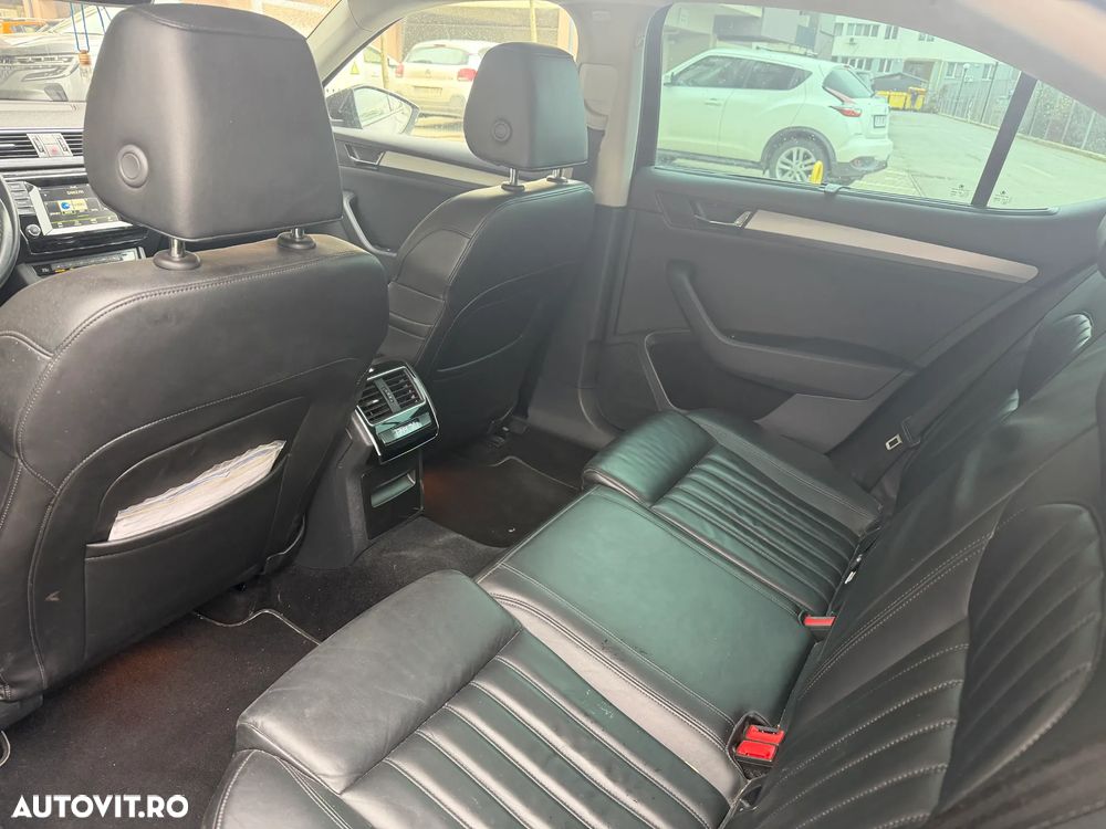 Skoda Superb 2.0 TDI DSG Ambition - 10