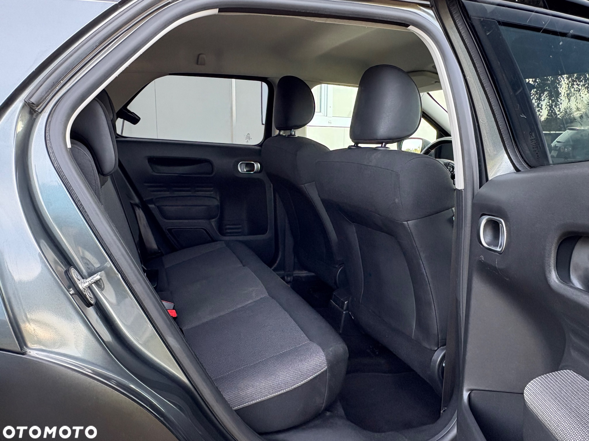 Citroën C4 Cactus 1.6 e-HDi Shine ETG - 8