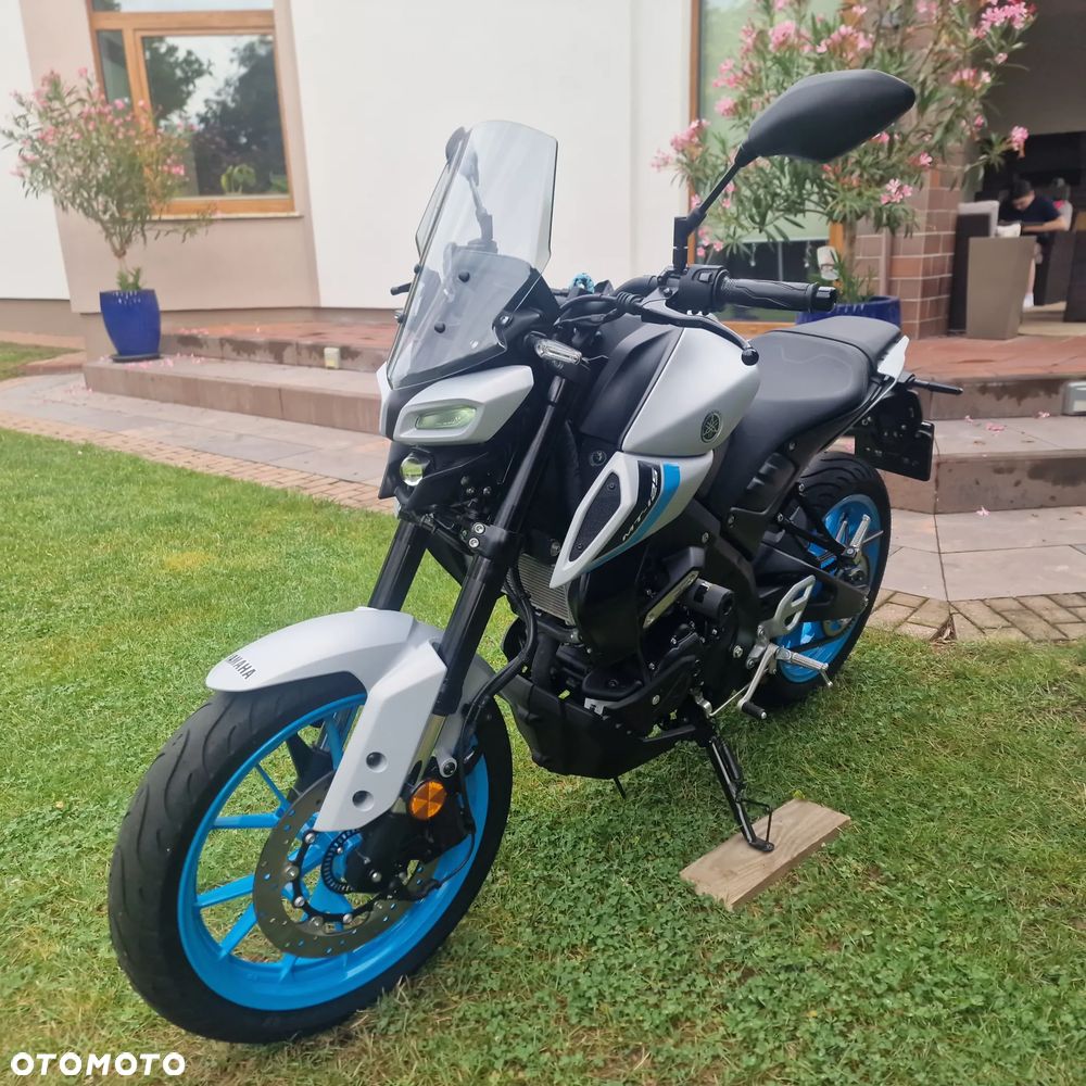 Yamaha MT - 1