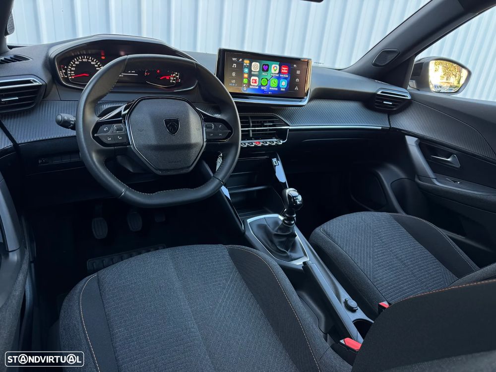 Peugeot 2008 1.2 PureTech SE Style - 29