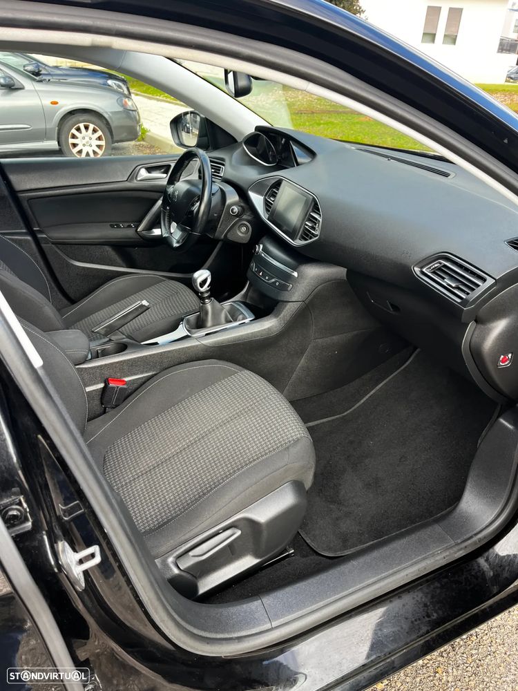 Peugeot 308 SW 1.5 BlueHDi Active - 13