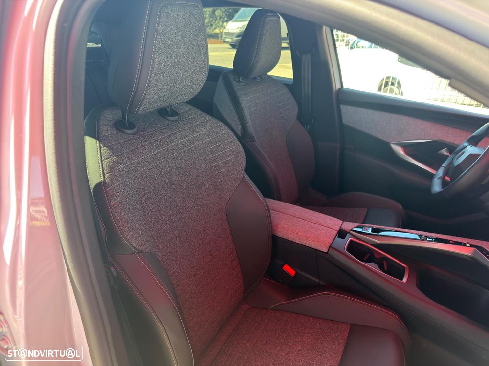 Peugeot 3008 Hybrid 145 e-DSC6 Allure - 42