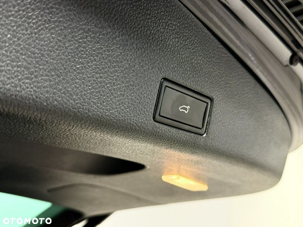 Seat Alhambra 2.0 TDI Ecomotive DSG Style Viva - 16