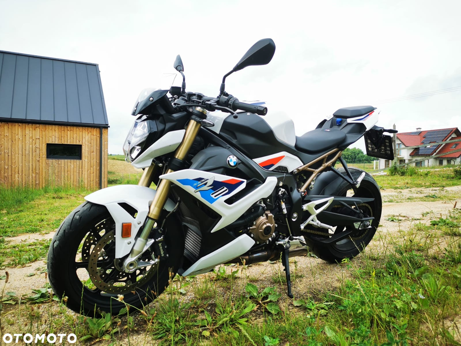 BMW S - 5