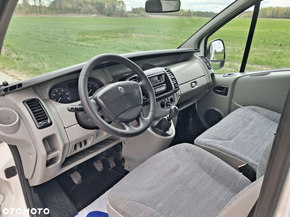 Renault Trafic - 14