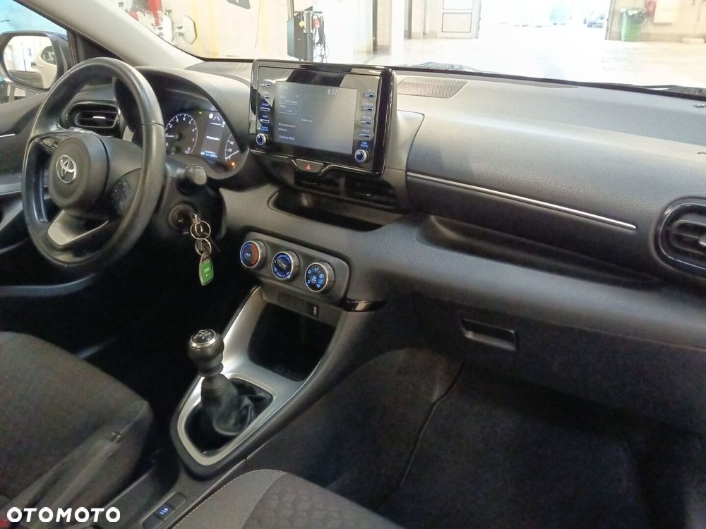 Toyota Yaris 1.5 Comfort - 10