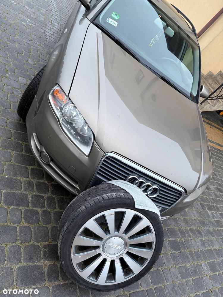 Audi A4 Avant 2.0 TDI DPF - 11