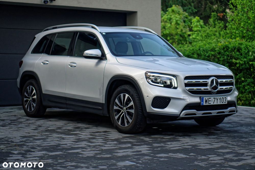 Mercedes-Benz GLB 200 7G-DCT - 2