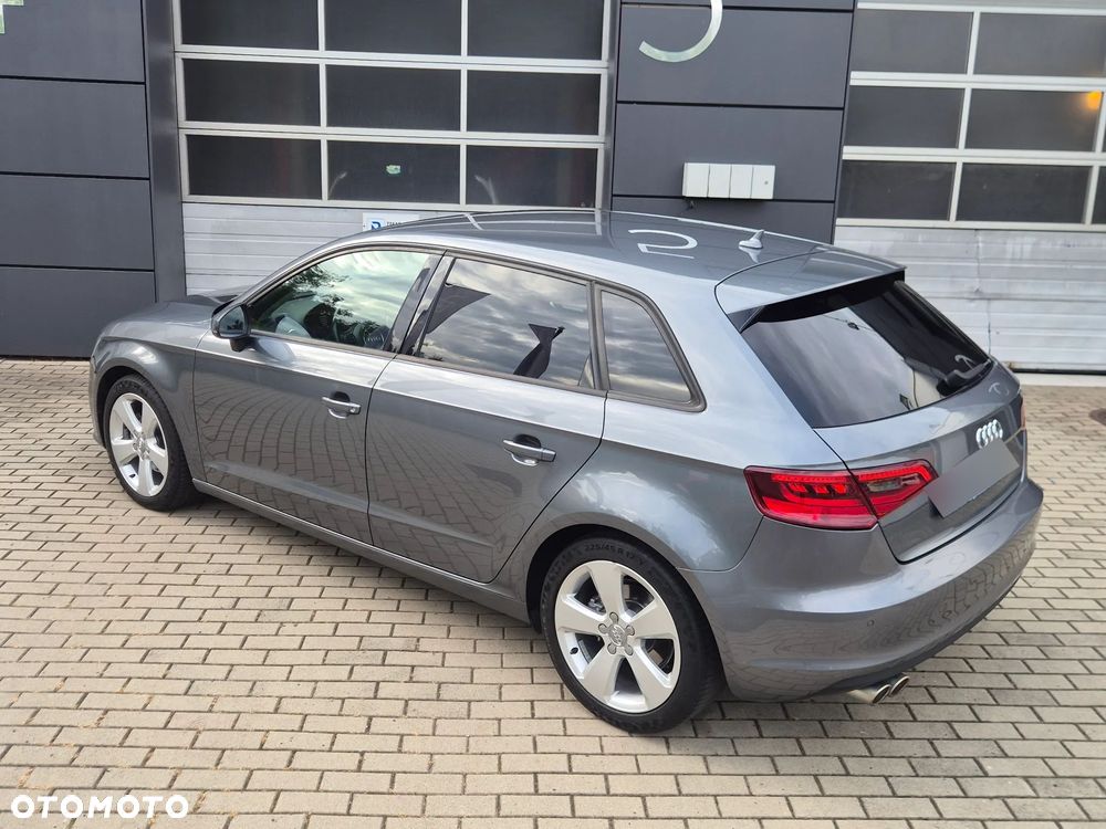Audi A3 Sportback 2.0 TDI S tronic sport - 5
