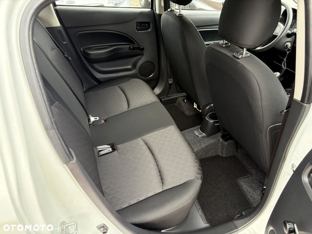 Mitsubishi Space Star 1.2 Select - 17